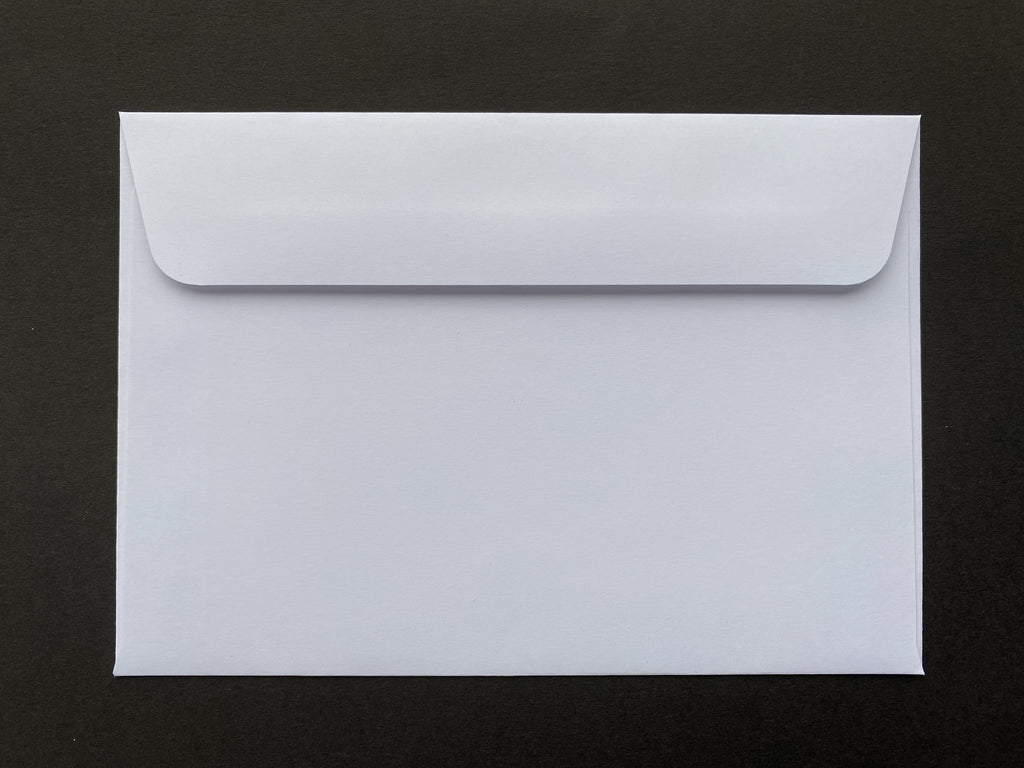 130x185mm white peel & seal envelopes